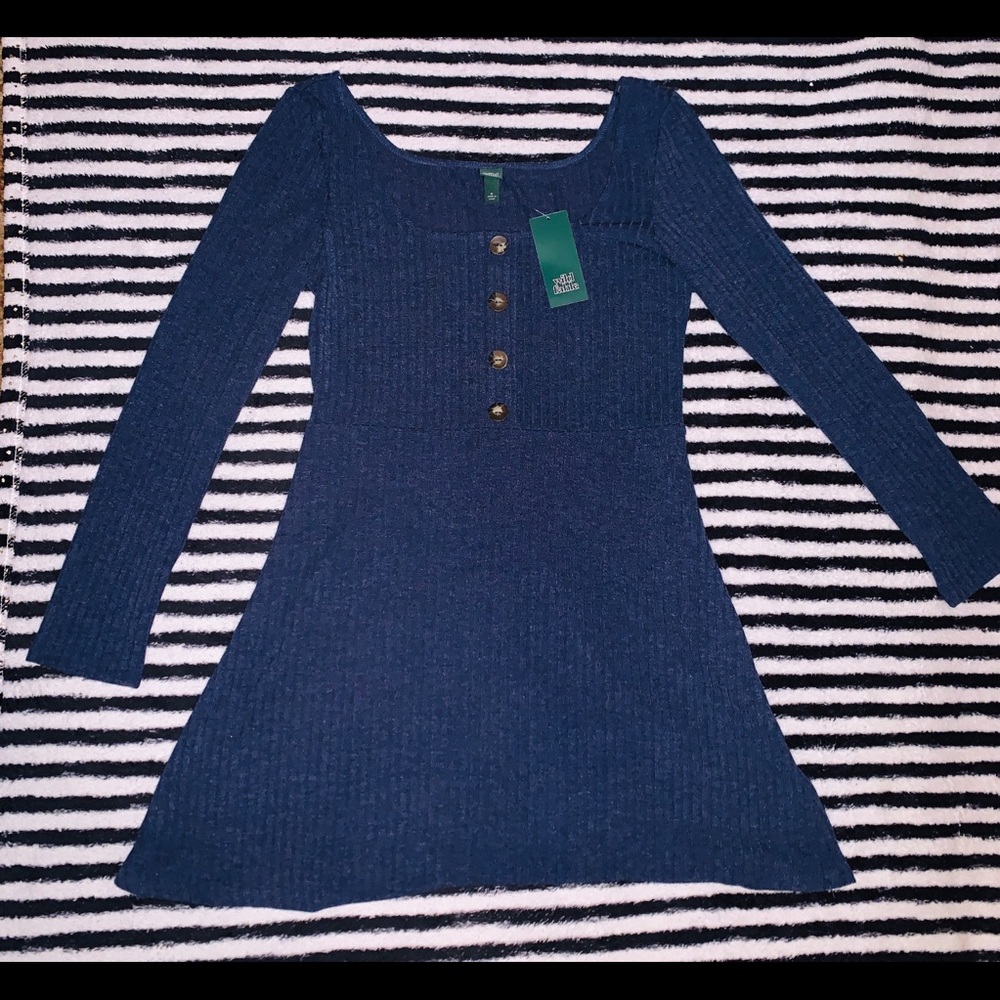 Wild Fable ladies size medium knee length dress